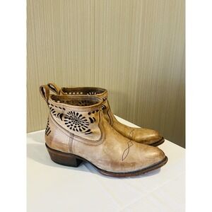 Matisse Shelby Beige Burnished Leather Boho Cutout Ankle Booties 7.5 B MSRP $219